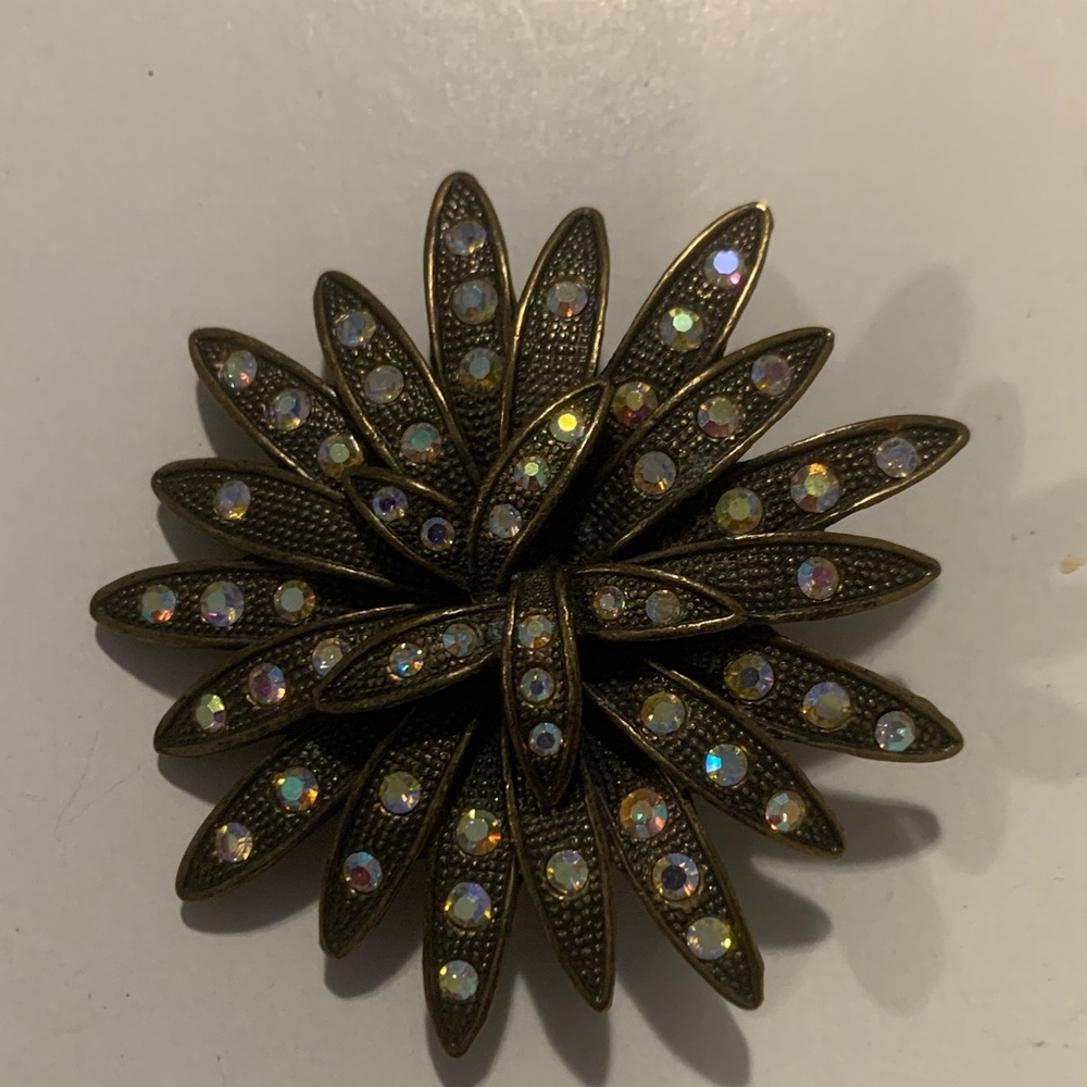 Vintage Bronze Flower Brooch